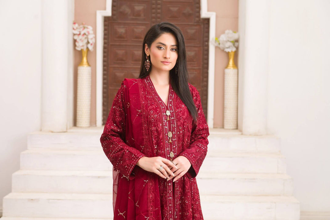 Pakistani Formal Dresses | Embroidered Maxi | Zarveil