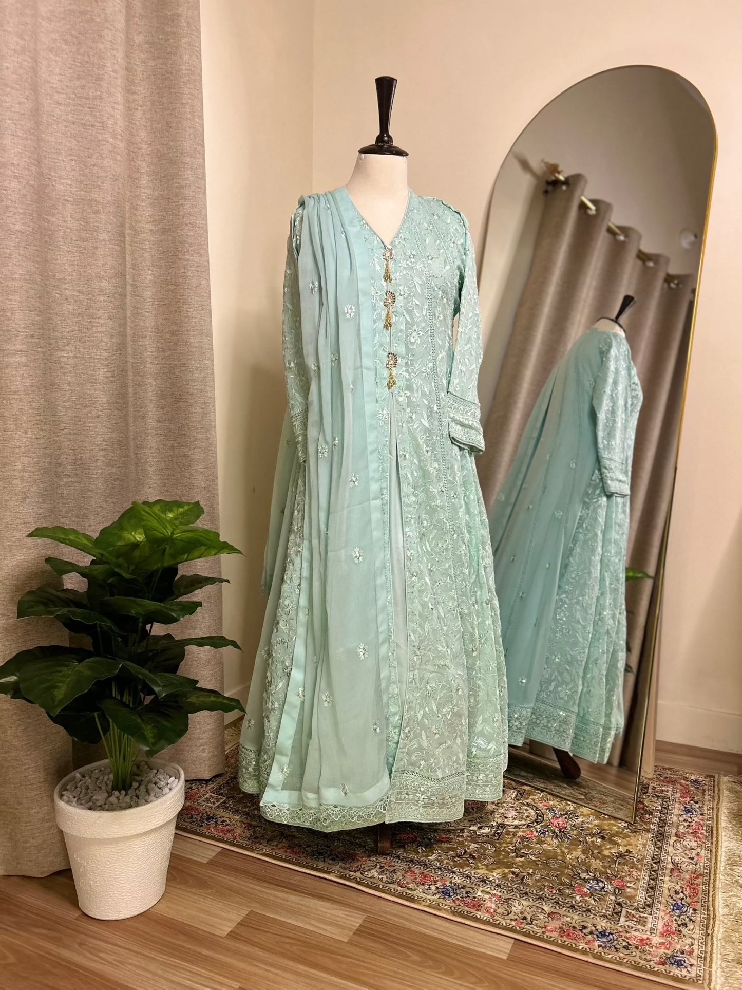 Stylish Pakistani Chiffon Party Wear Long Gown Dress Complete Look | Zarveil